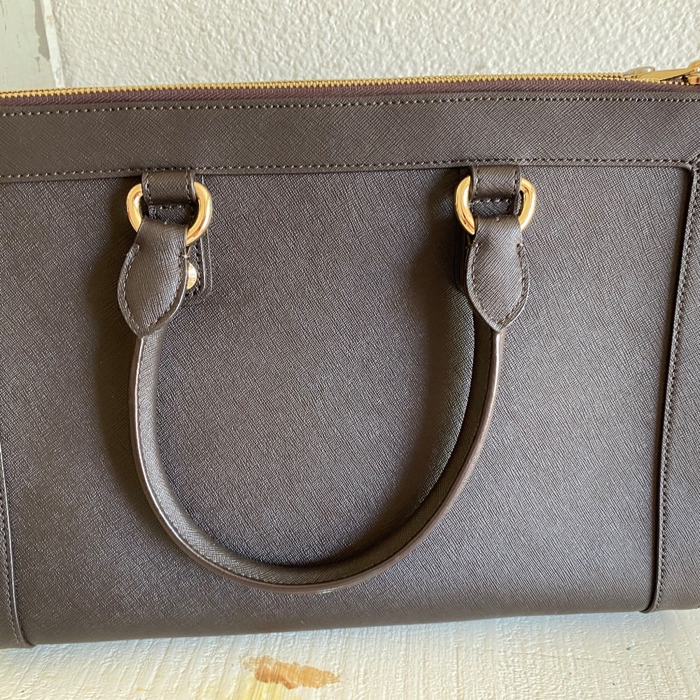 HENRI BENDEL BROWN SAFFIANO LEATHER TOTE SHOULDER BAG NWOT - Picture 2 of 13